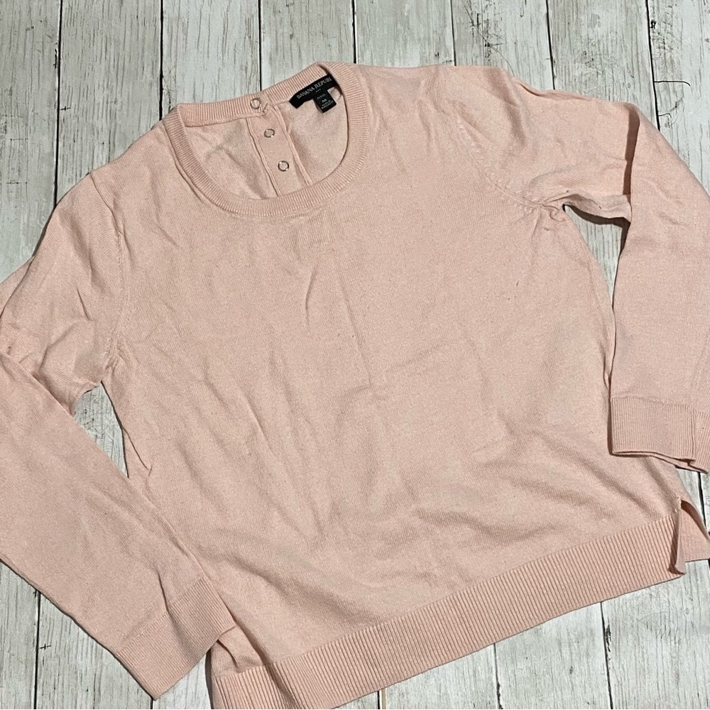 Banana Republic Pale Pink Crew Neck Sweater | Women’s Medium Petite